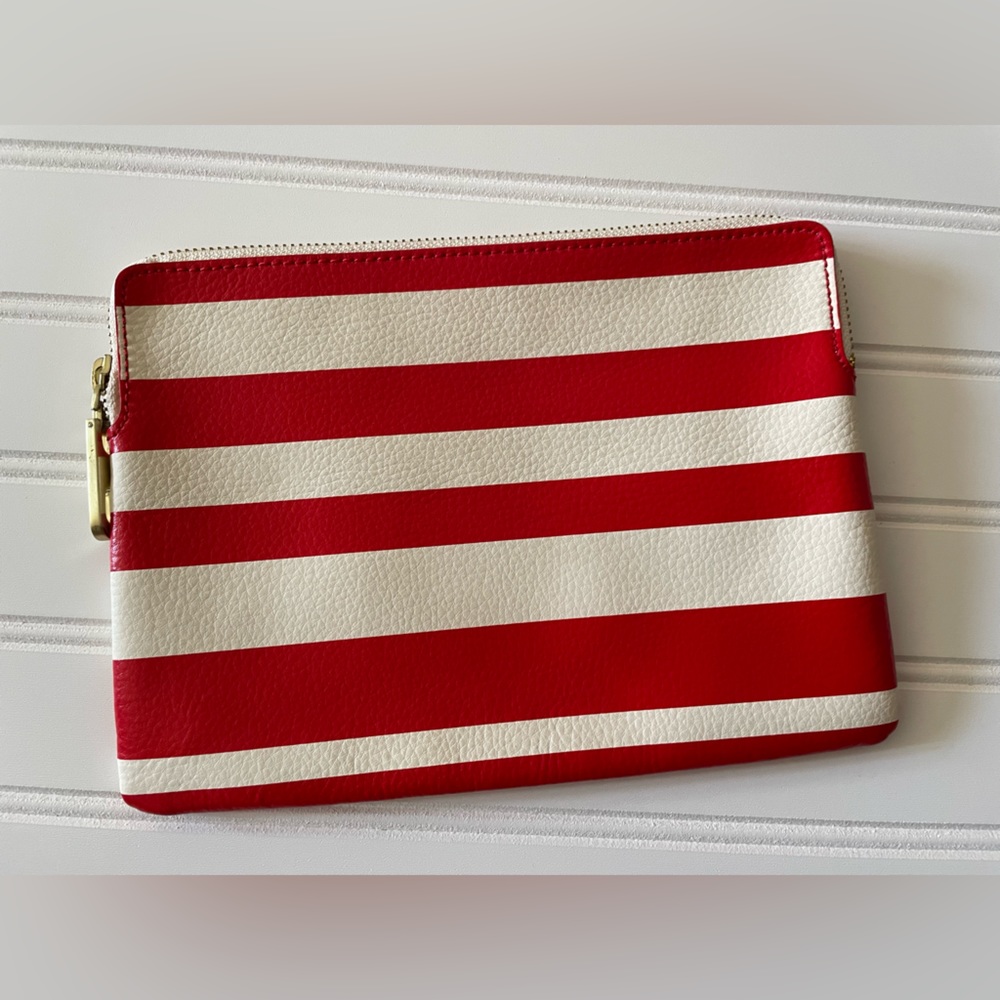 Red and white Gap clutch, made of split hide cow leather